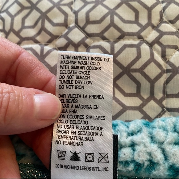 Disney Kids
Pull over sleepwear - Picture 4 of 6